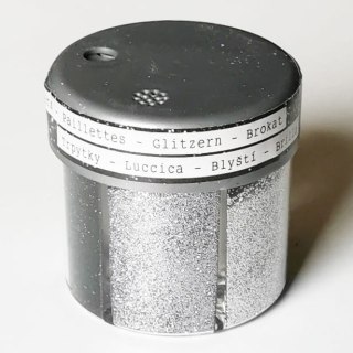 Brokat sypki w pojemniku 6 kolorów - srebro,czarny, biały,złoty