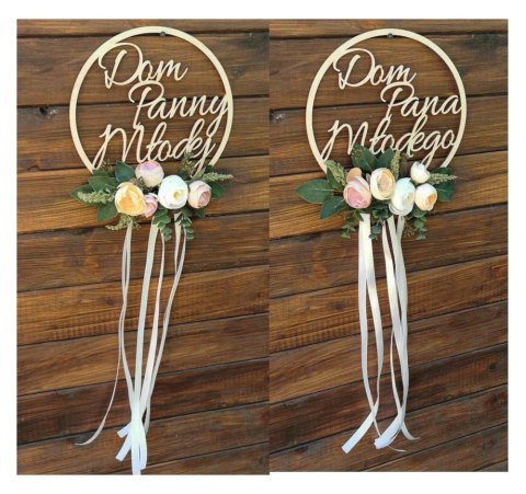 Wianki na drzwi Dom Panny Młodej Dom Pana Młodego z kwiatami ecrue i łososiowo - różowymi - komplet 2 szt