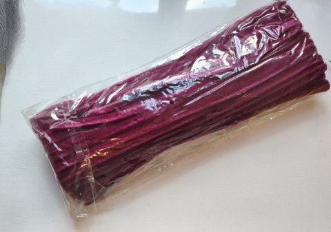 Druciki kreatywne - wyciory CHENILLE rozm,8mm 30cm/10szt - kolor Biskupi 42