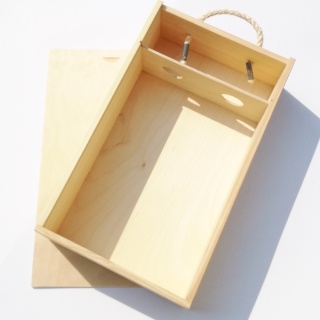 Pudełko na wino z wysuwaną klapką na 2 butelki wina - otwory (053)